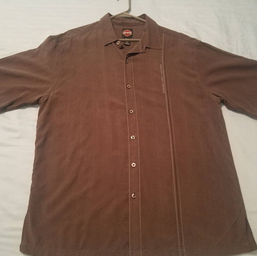 Genuine Harley Davidson 100% Silk Mens Shirt size Large Great Christmas Gift